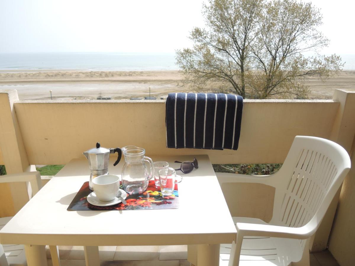 Condominio Carina Sud Бибионе Екстериор снимка
