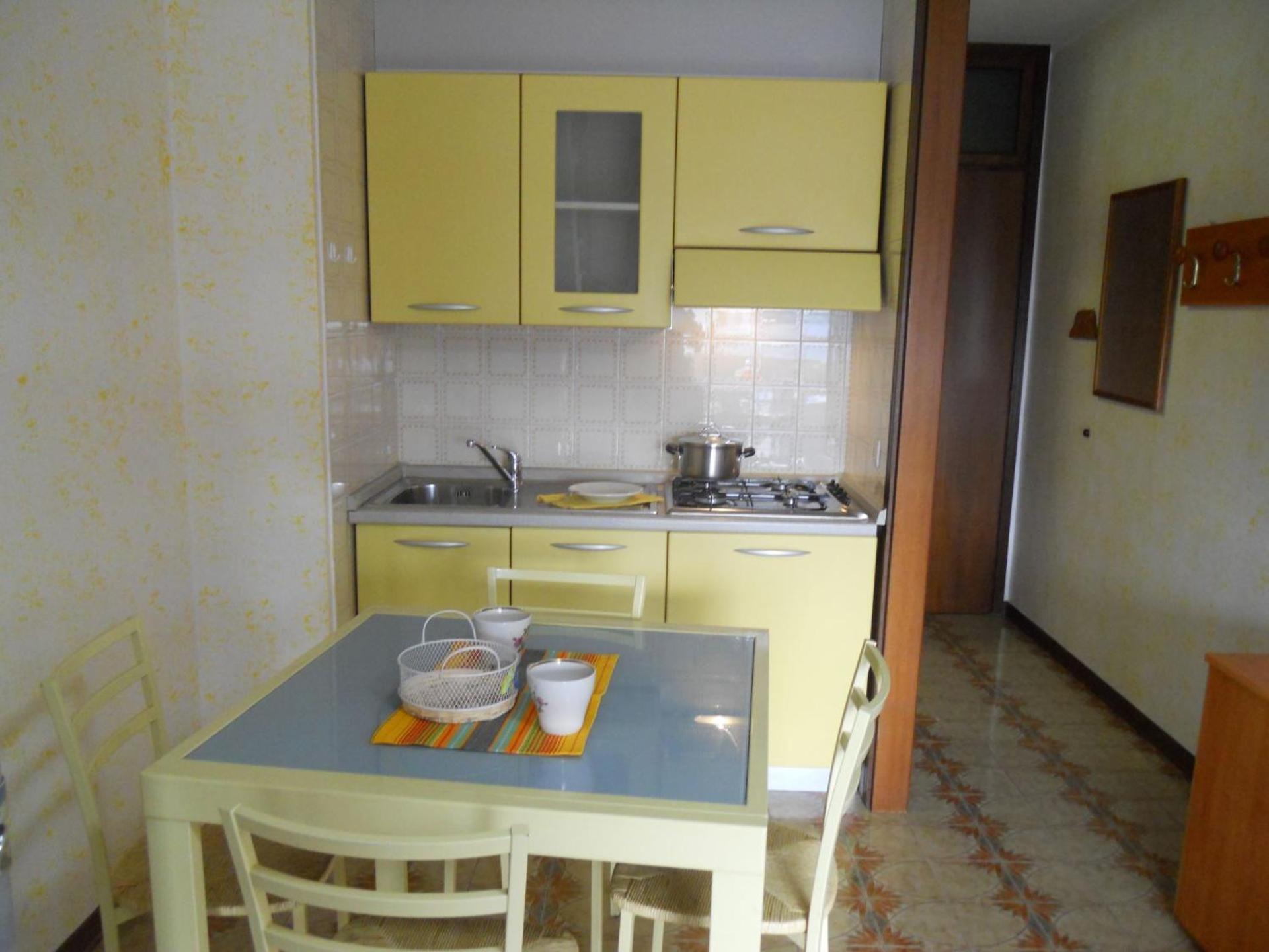 Condominio Carina Sud Бибионе Екстериор снимка