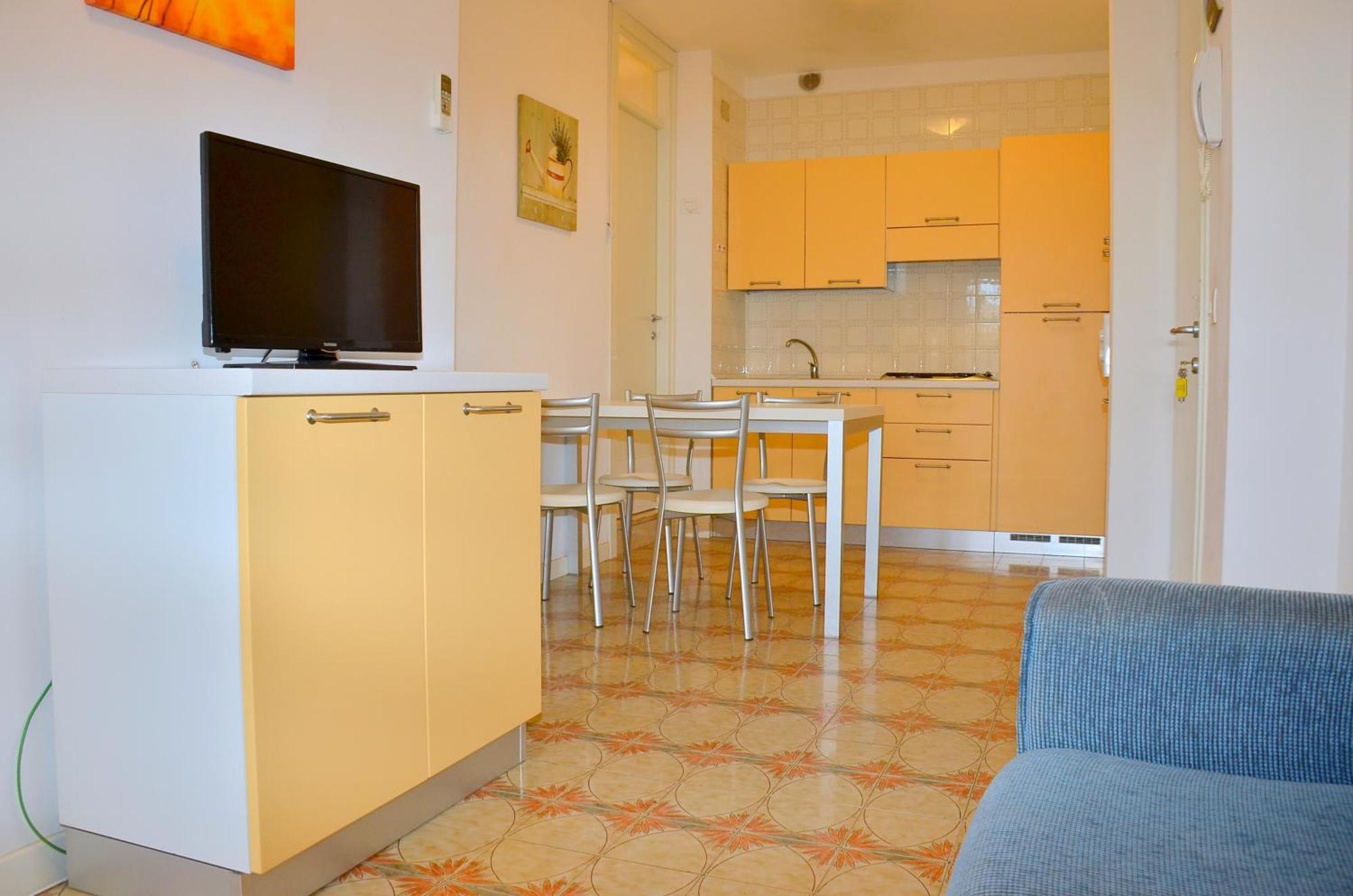 Condominio Carina Sud Бибионе Екстериор снимка