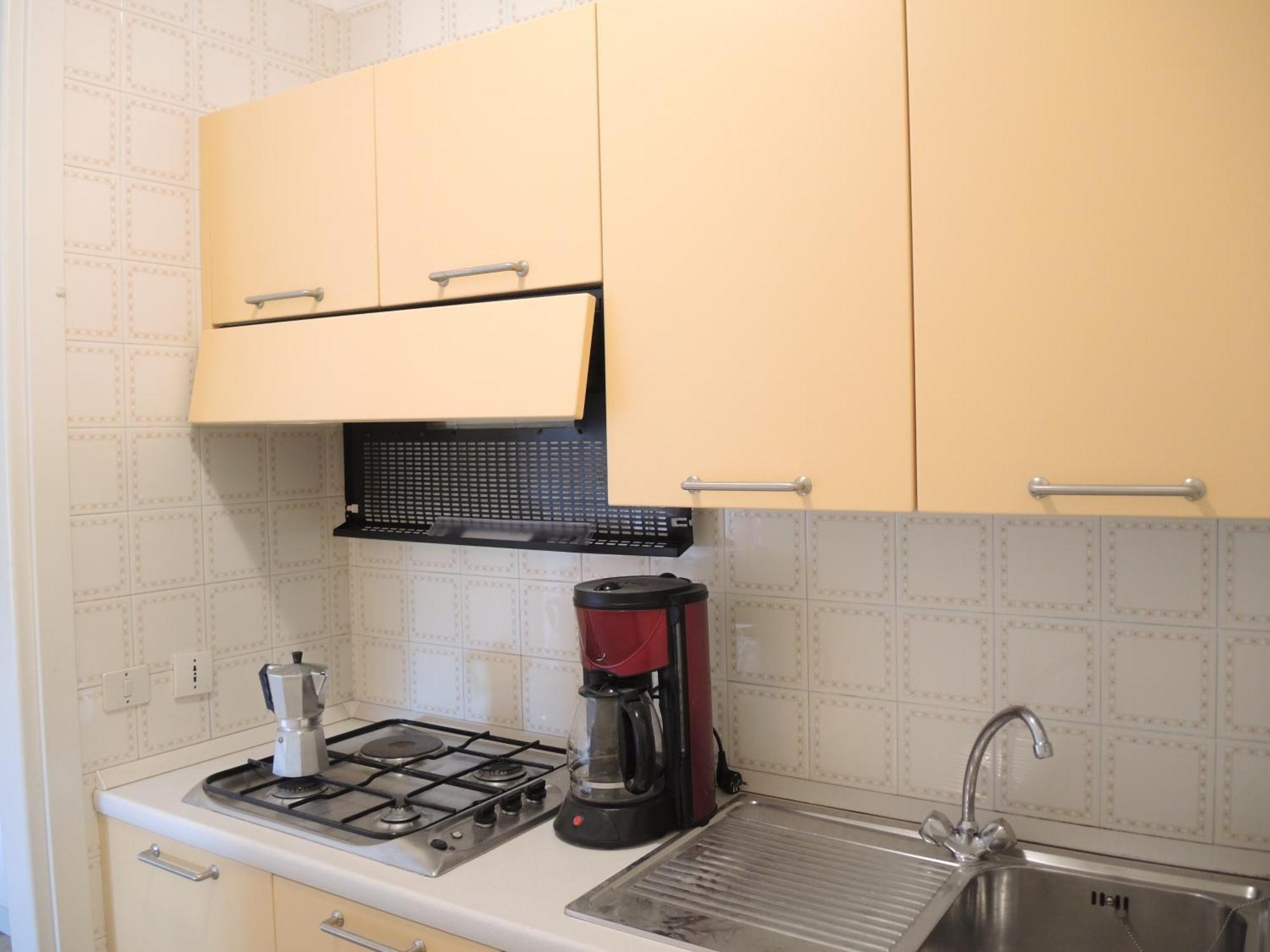 Condominio Carina Sud Бибионе Екстериор снимка