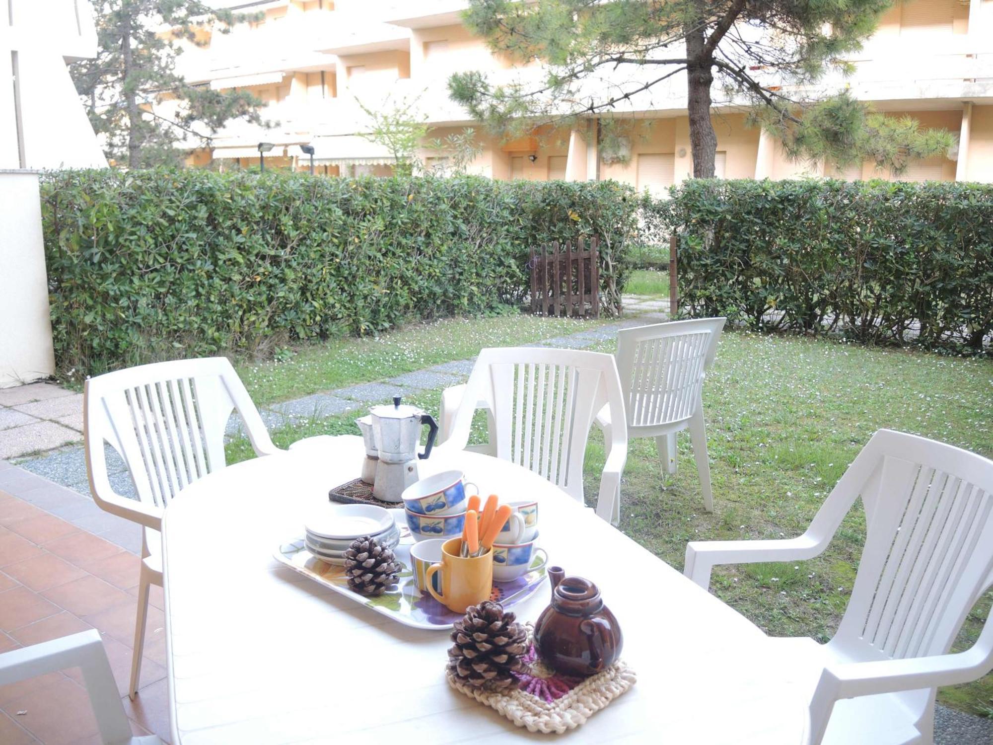 Condominio Carina Sud Бибионе Екстериор снимка