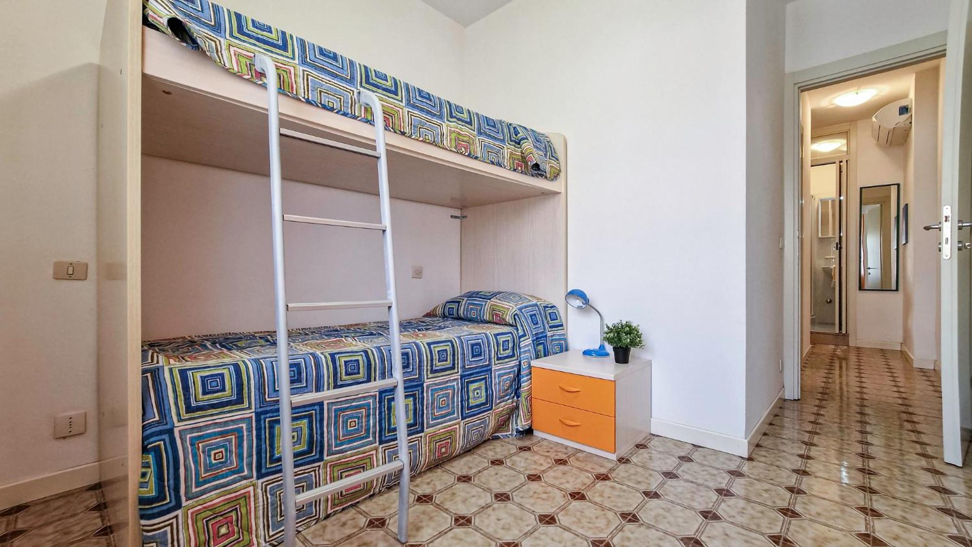Condominio Carina Sud Бибионе Екстериор снимка